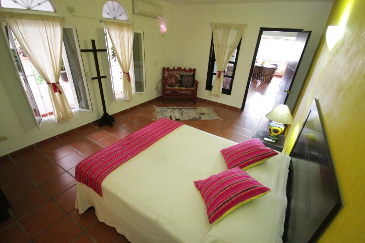 La Iguana Vallarta Lgbt Adults Only - Romantic Zone - Party Clubbing Street Puerto Vallarta Eksteriør billede